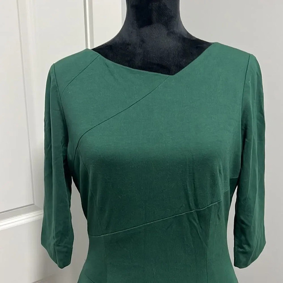 CREMIEUX || EMERALD GREEN size 6 Dress - Picture 2 of 8